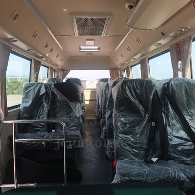 Conception personnalisée de la montagne russe - Bus de passagers de luxe de 25 places avec chassis IVECO Bus de transport