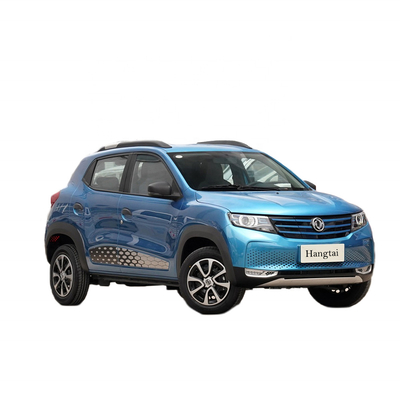 Empattement pur 2423mm 0.5H de remplissage rapide d'entraînement de SUV FWD de 4 voitures électriques de sièges