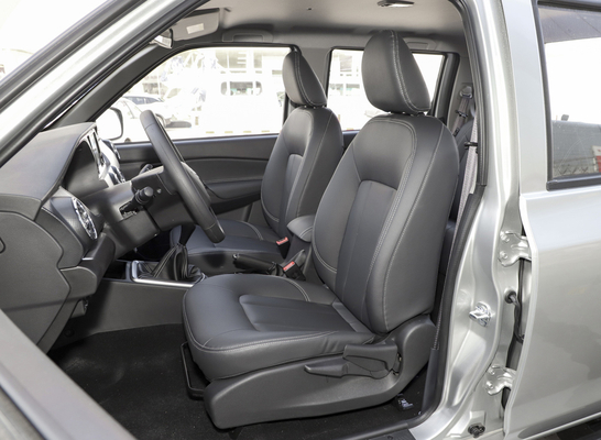 4 réservoir de cargaison à quatre cylindres du déplacement 1.4m des sièges 2.4L du camion pick-up 4WD 5 de porte