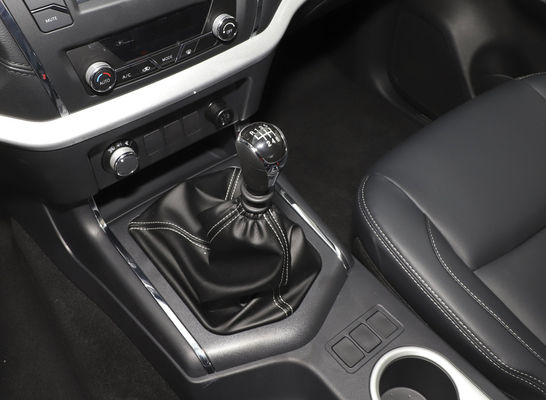 Boîte de vitesse manuelle de l'empattement 3150mm 4WD 163HP de camion pick-up de SUV de porte du gazole 4