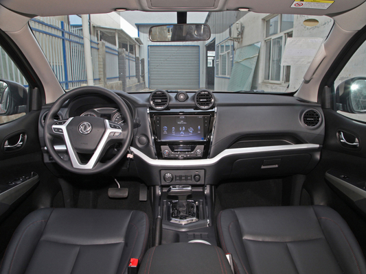 Sièges de la rangée 5 de Doudle de serrure différentielle de la collecte 4WD de Dongfeng de transmission automatique de la Chine
