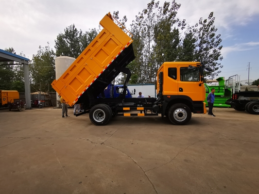 Camion à benne basculante lourd de Dongfeng 4x2 petite tonne 136HP de Tipper Truck GVW 17,5
