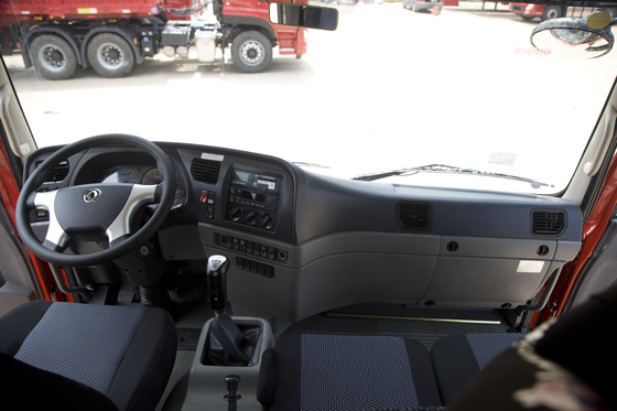Cylindres lourds GVW 18 Ton Tipper Truck du camion à benne basculante de l'empattement 3650mm 4