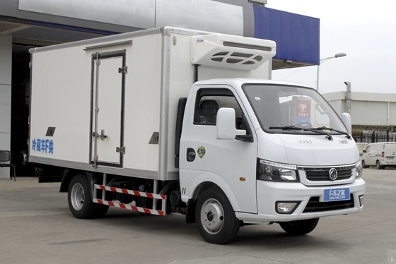 Émission réfrigérée légère du lecteur Euro6 de Van DONGFENG 4x2 de camion de livraison