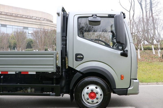 Empattement de faible puissance du plat 3300mm de colonne de la tonne 143HP du camion 4,5 de moteur de DFAC