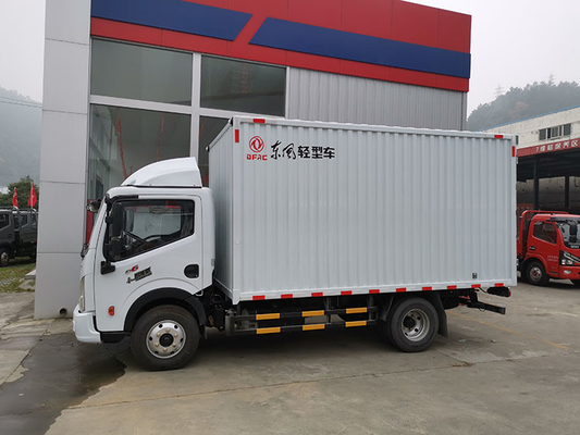 Moteur léger Van Lorry de l'euro 6 YUCHAI de l'euro 2 de la largeur 1730mm de cabine du camion GVW 3.5T-4.5T de cargaison