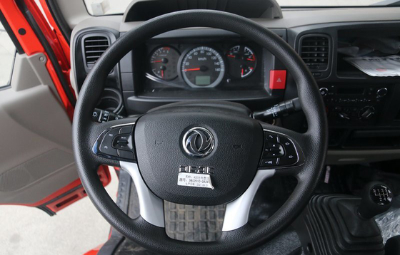 Boîte diesel Van Cargo Truck GVW 5,5 - moteur de la largeur 2030mm YUCHAI de la cabine 7.5T