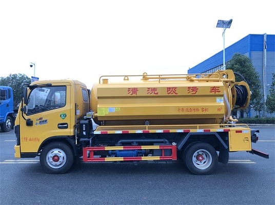 camion municipal d'eaux d'égout d'aspiration de vide du camion 6MT d'hygiène d'empattement de 3308mm