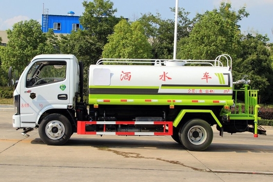 5 volume de arrosage du camion 4x2 6M Single Row Loading de route de mètre cube