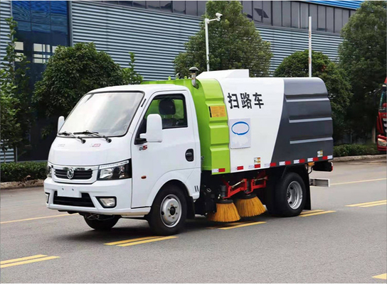 puissance municipale 113hp Mini Road Sweeper d'essence de camion d'hygiène de la roue 4x2