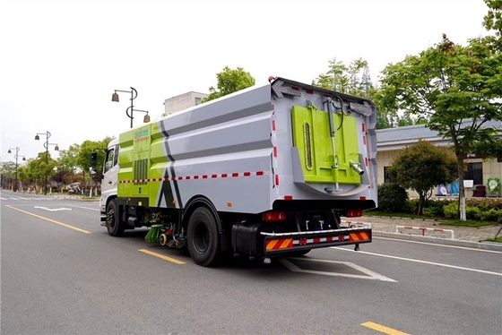 16 camion municipal de nettoyage de balayeuse de l'empattement 5000mm 210 HP de camion d'hygiène de CBM