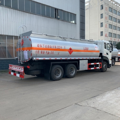 Bateau-citerne résistant 300 HP 23,3 CBM de transport de camion de DONGFENG 6x4