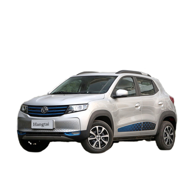 Empattement pur 2423mm 0.5H de remplissage rapide d'entraînement de SUV FWD de 4 voitures électriques de sièges