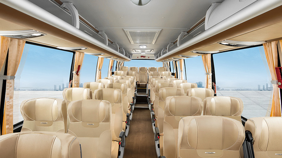 le car de touristes Bus Pure Electric 39 Seater d'empattement de 4300mm est parti de la direction