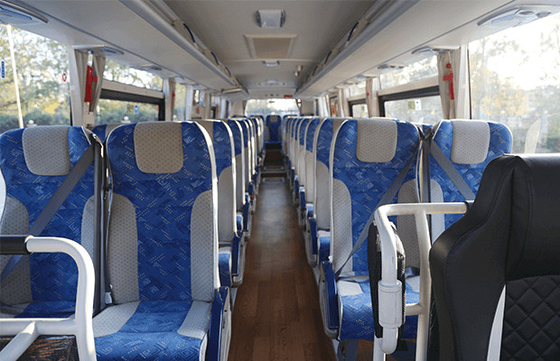Car électrique Buses de ville profilée 56 sièges EV New Energy